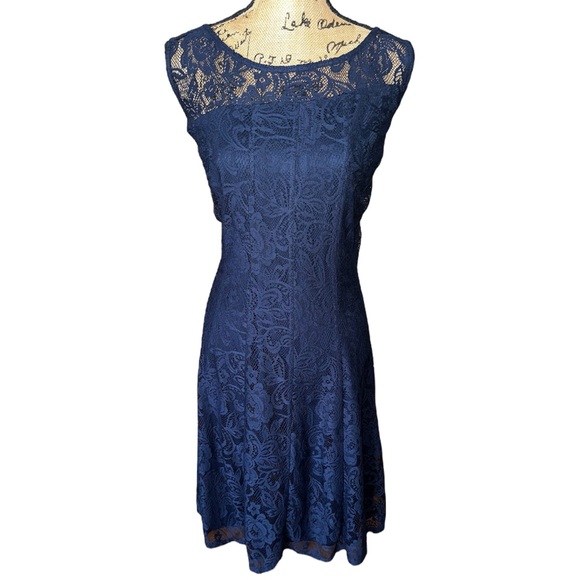 dressbarn Dresses & Skirts - NWT Dressbarn Women's Navy Blue Floral Lace Sleeveless Fit and Flare Midi Dress
